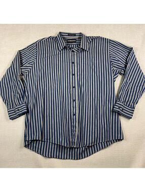VTG Expressions Blue and White Striped Casual Button Up Shirt